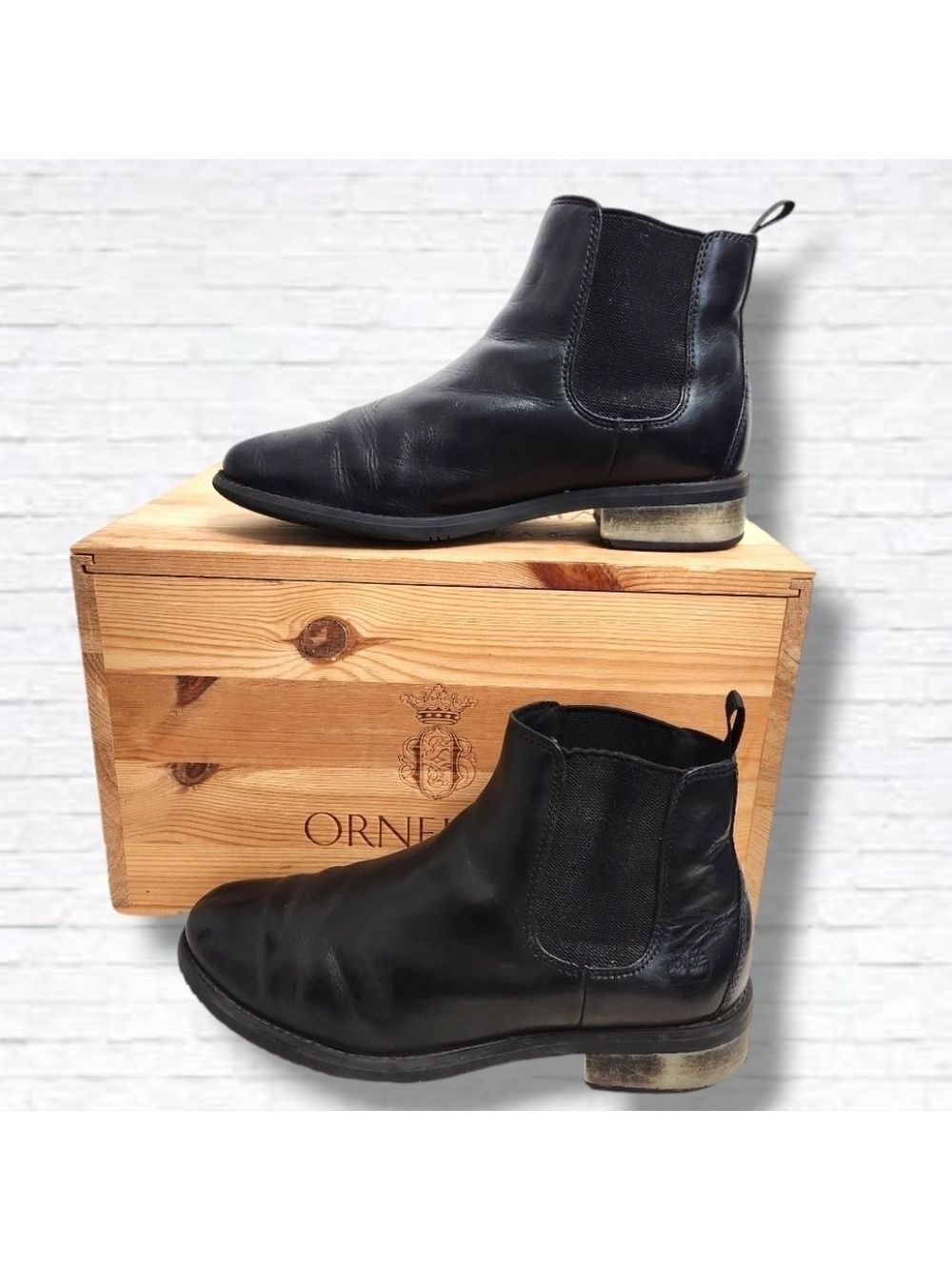 Timberland Women's Black Mount Chevalier Chelsea Boots Size 6